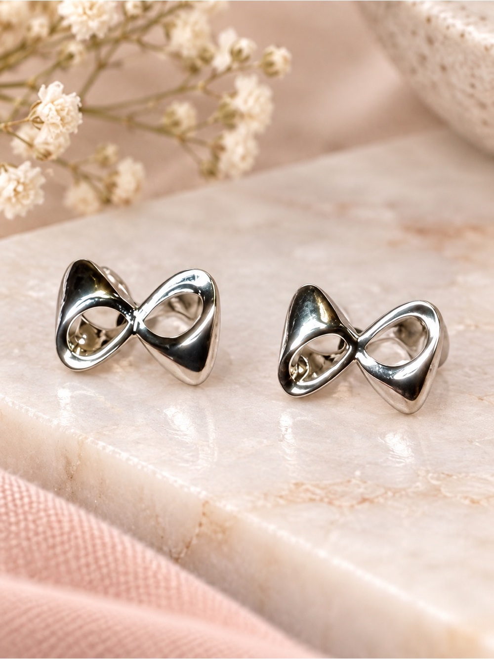 🎀 Silver Tone Minimalist Bow Stud Earrings | Cute Dainty Modern Ribbon Post